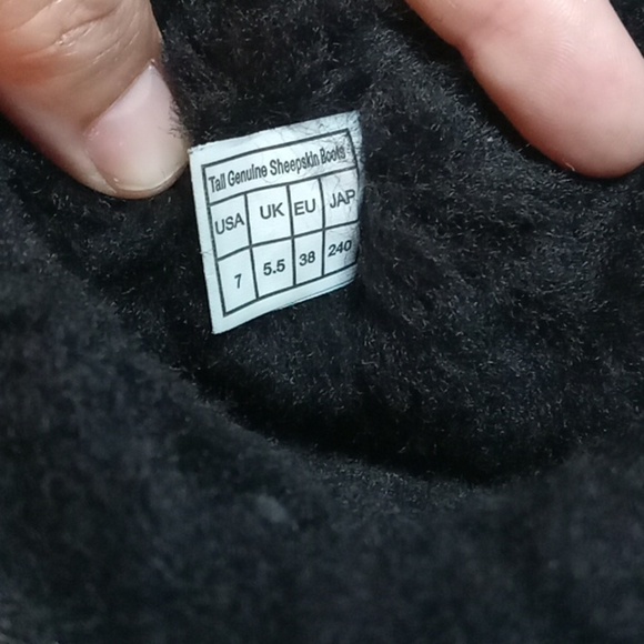 Cozie steps black winter sheepskin boots size 7 - Picture 11 of 12